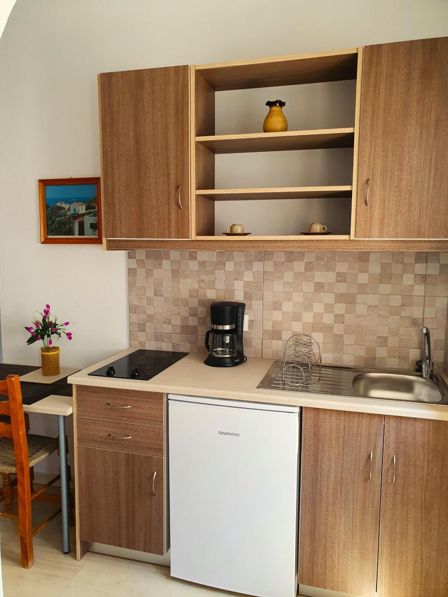 Nina Apartments 네오 클리마 외부 사진